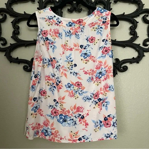 Talbots Top Sleeveless Floral Size Medium - Picture 4 of 11